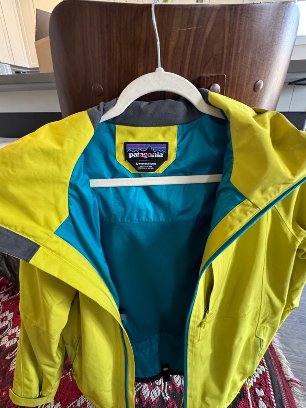 Patagonia Yellow Green Ski Jacket with Teal Lining